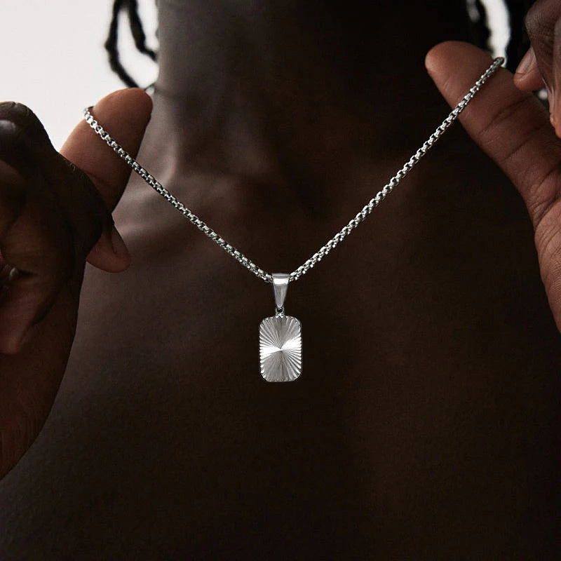 Colar Sunburst Square